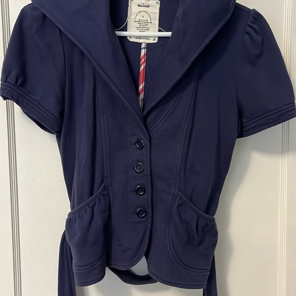 Anthropologie hoodie short sleeve jacket with tie waist belt in navy blue - Picture 2 of 9